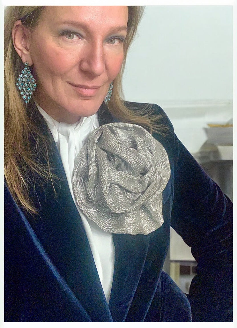 Brooch | Metallic Fabric Silver Large