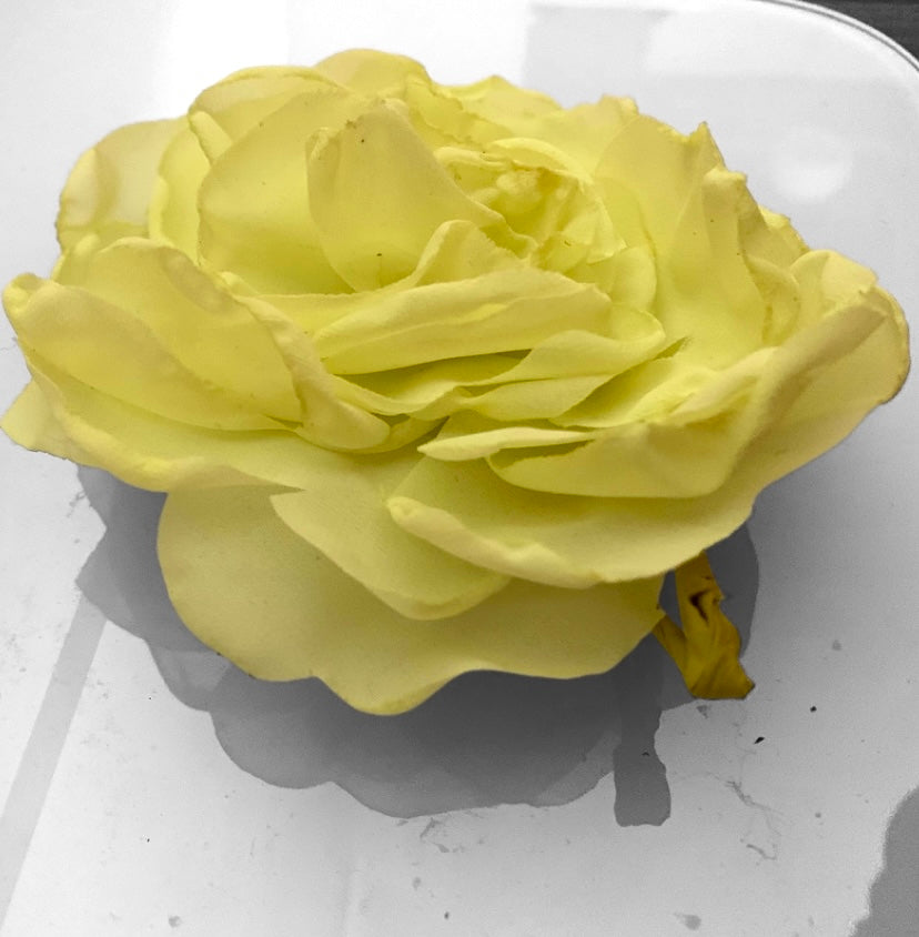 Flower Brooch | Lemon Yellow Large