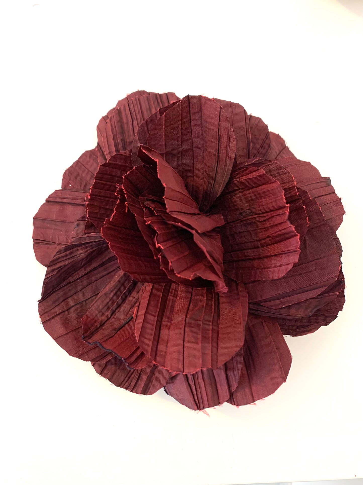Brooch | Taffetas Burgundy Large