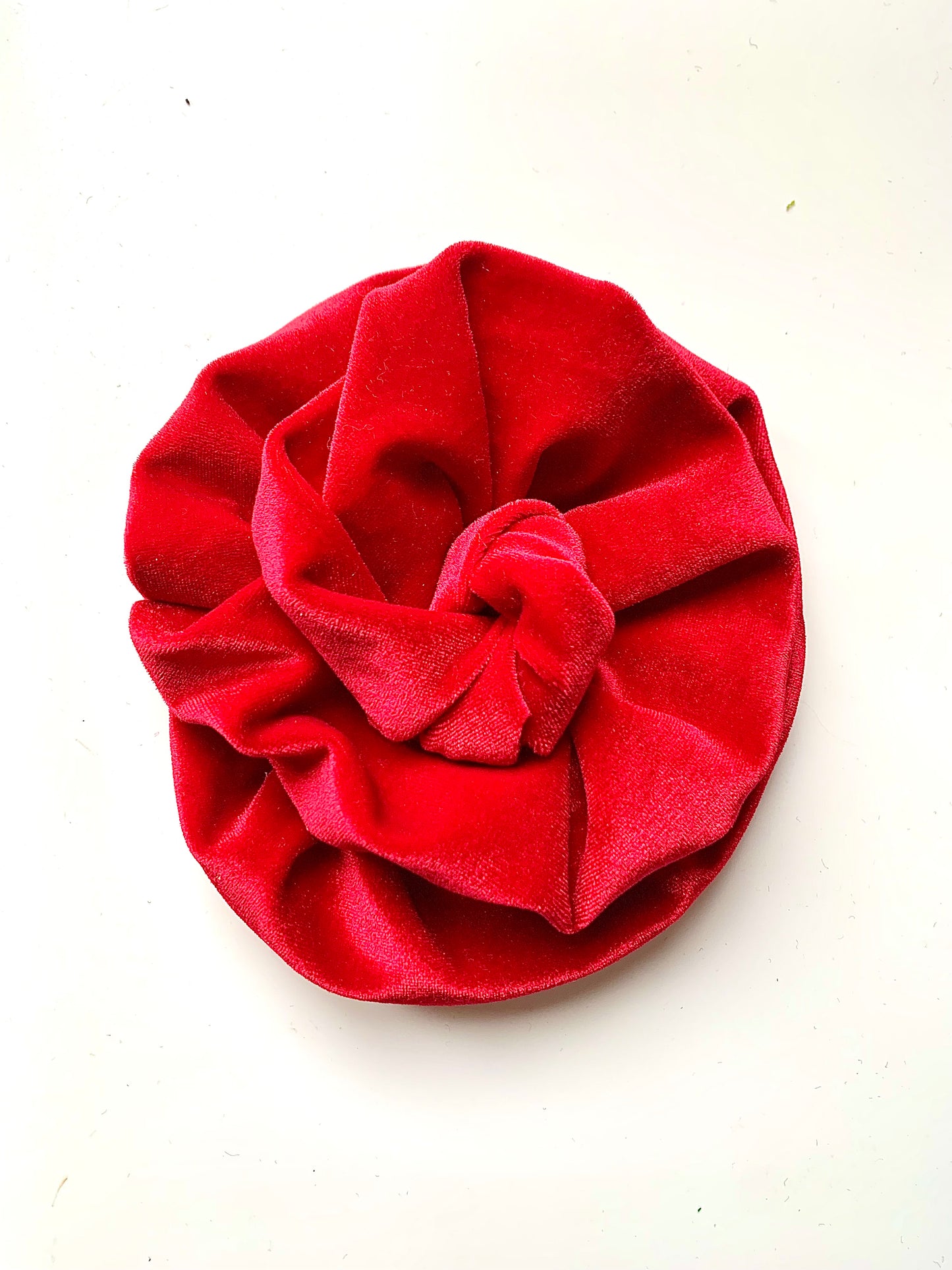 Brooch | Velvet Red Large