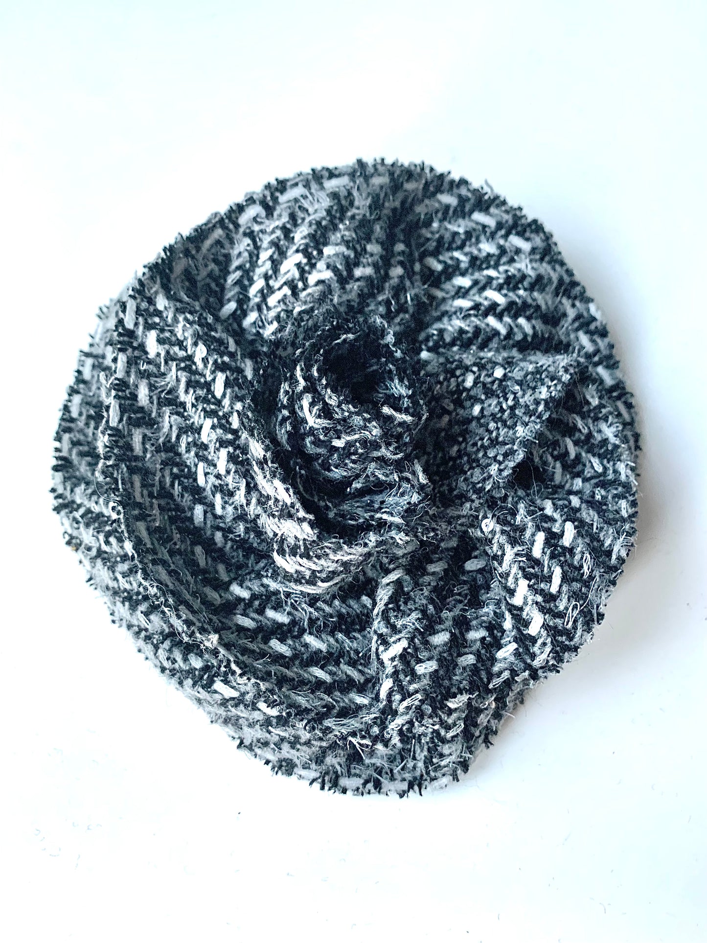 Brooch | Tweed Gray Large