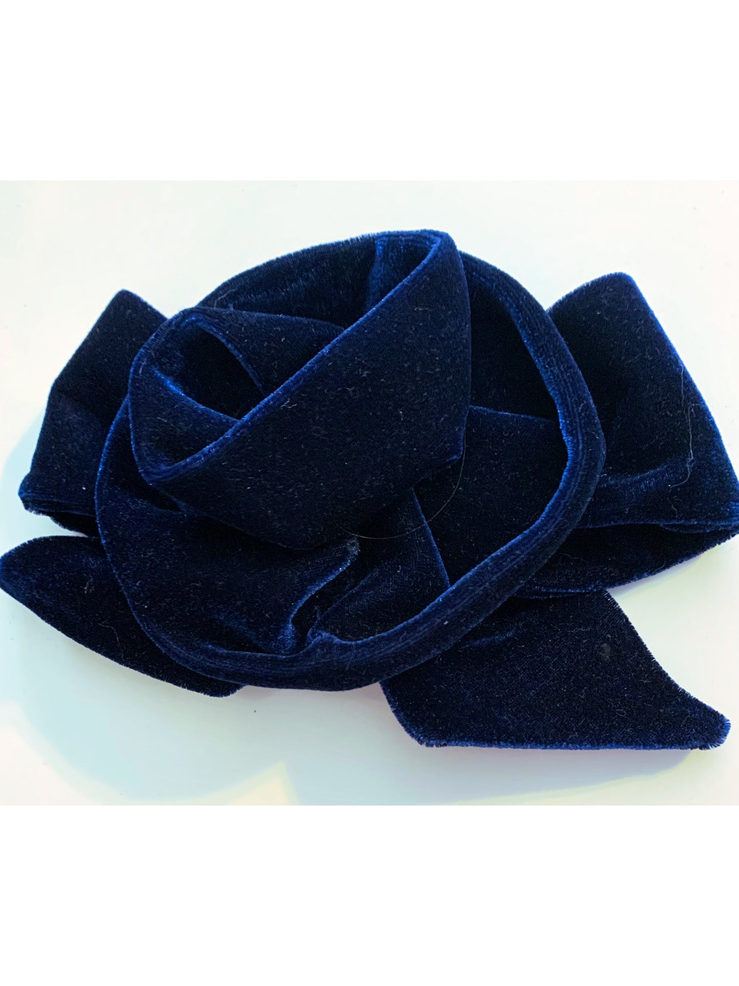 Brooch | Velvet Blue Large