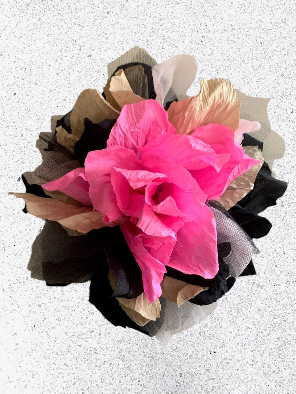 Brooch | Soie sauvage-Tulle Pink Indien-Black & Beige Large