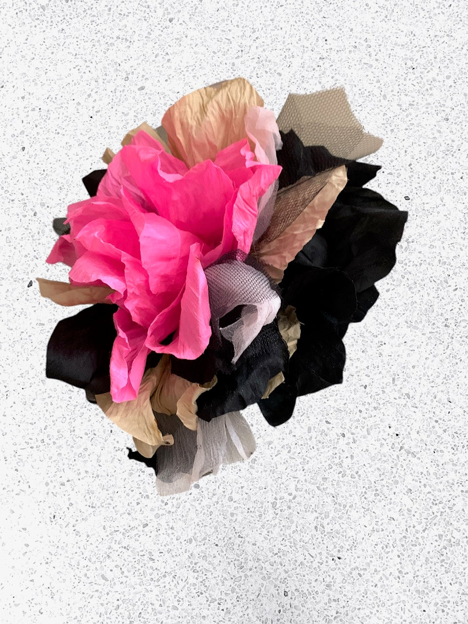 Brooch | Soie sauvage-Tulle Pink Indien-Black & Beige Large